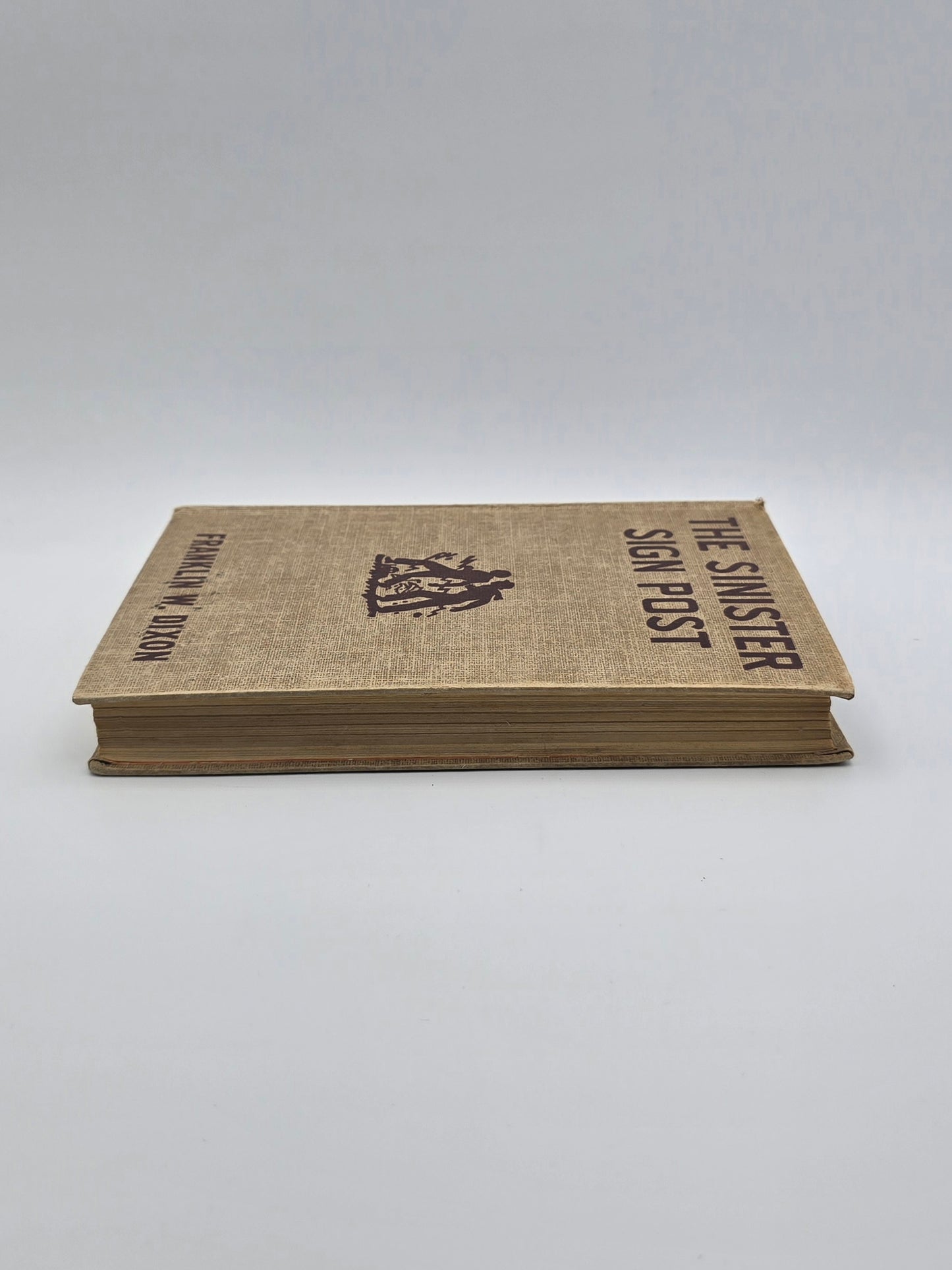 Hardy Boys Edition Of The Sinister Sign Post By Franklin W. Dixon. Vintage Hardcover Book. New York, 1936.