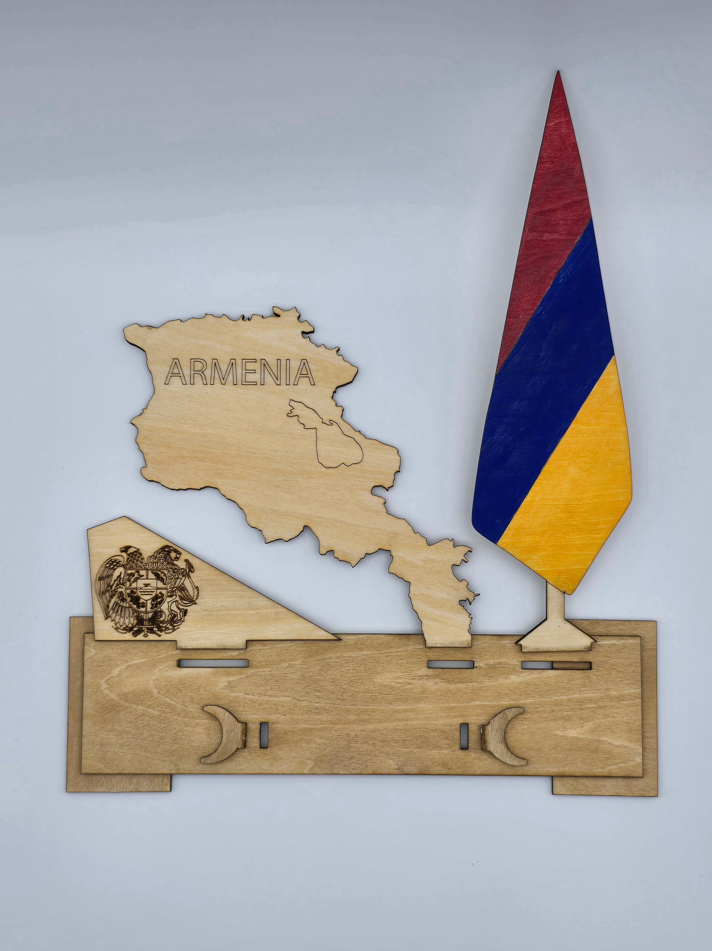 Armenia Desk Set – Wooden Map, Flag & Pen Holder with Engraved Coat of Arms