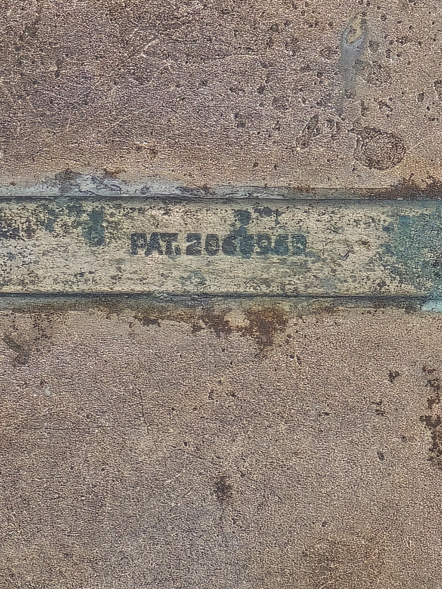 Vintage Pin Badge N.36202 From Pacific Bridge Co., Shipyards in Alameda California USA 1944