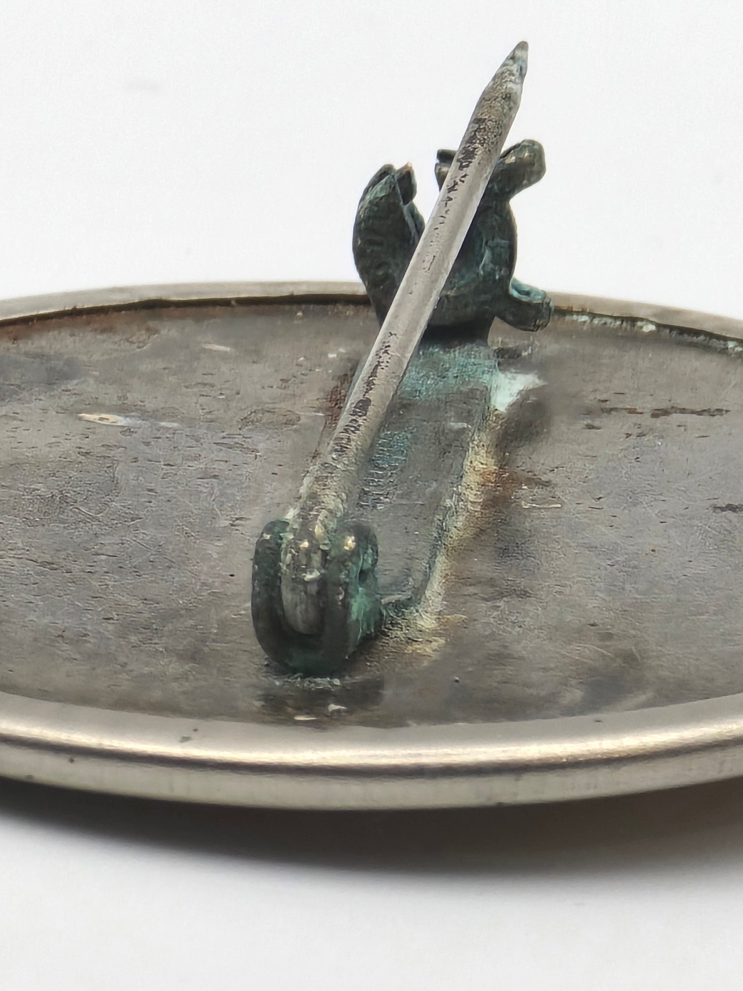 Vintage Pin Badge N.36202 From Pacific Bridge Co., Shipyards in Alameda California USA 1944