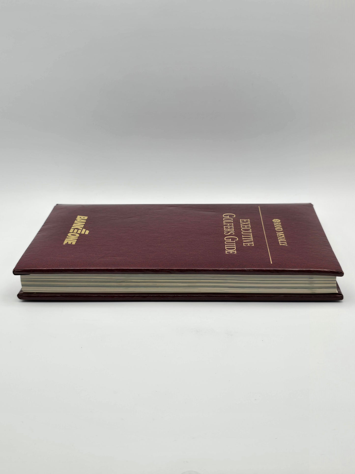 Vintage American Executive GOLFER'S GUIDE By Hubert Pedroli USA 1995