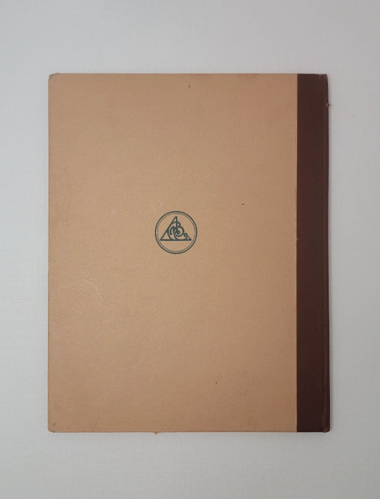 The SING And PLAY BOOK By ETHEL CROWNINSHIELD The BOSTON MUSIC CO. 9449, Published in1938