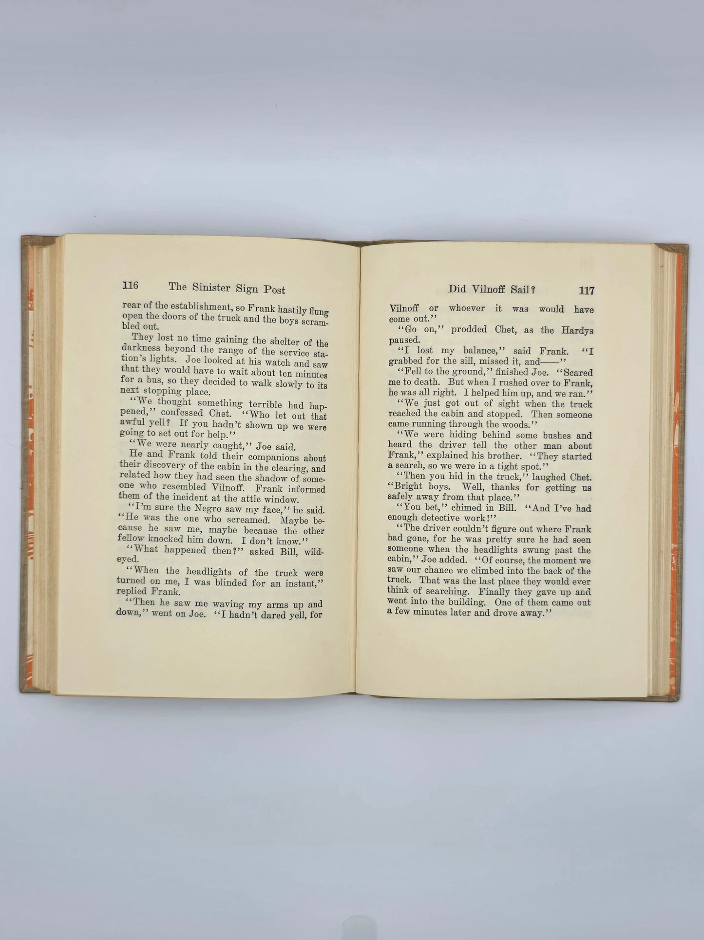 Hardy Boys Edition Of The Sinister Sign Post By Franklin W. Dixon. Vintage Hardcover Book. New York, 1936.