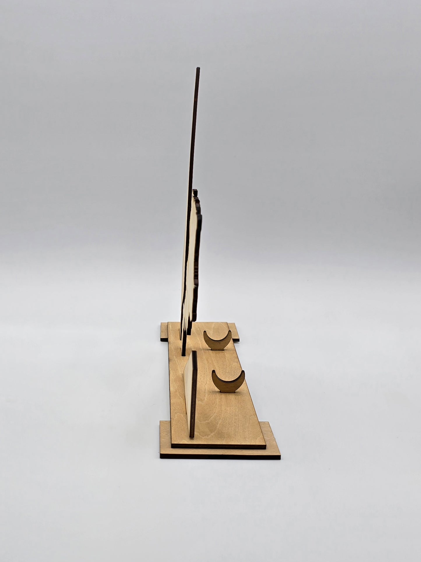 Armenia Desk Set – Wooden Map, Flag & Pen Holder with Engraved Coat of Arms