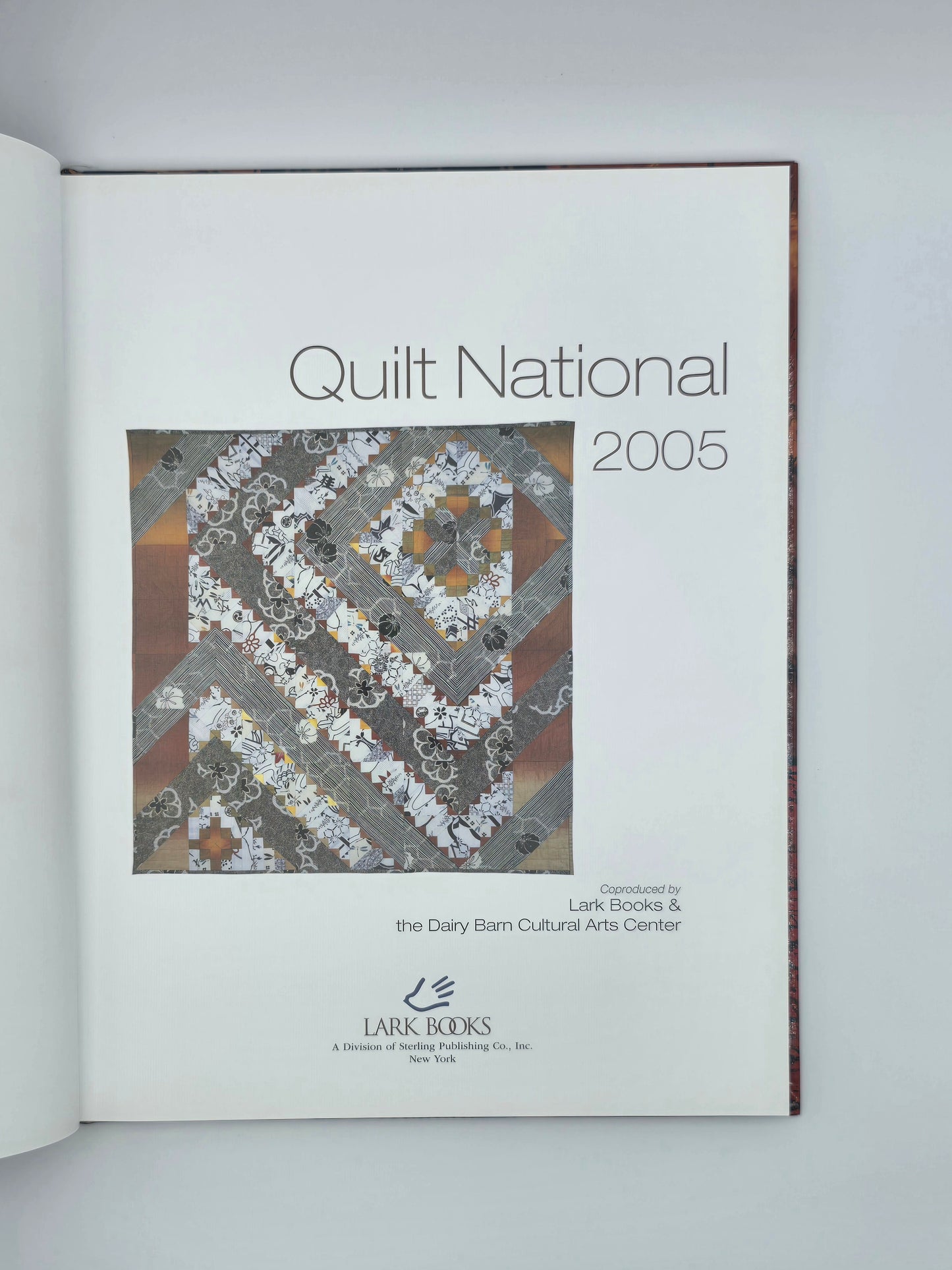 Quilt National 2005 : The Best of Contemporary Quilts by Dairy Barn Cult. Arts