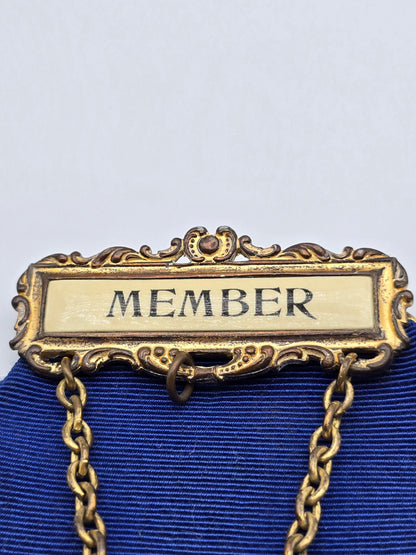 Vintage Medal is a Membership Club Badge Honoring Scotch Poet Robert Burns