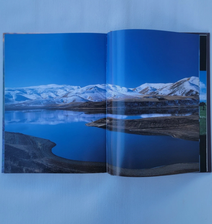 Out of Stone : Armenia and Artsakh by Robert Kurkjian and Matthew Karanian 1999