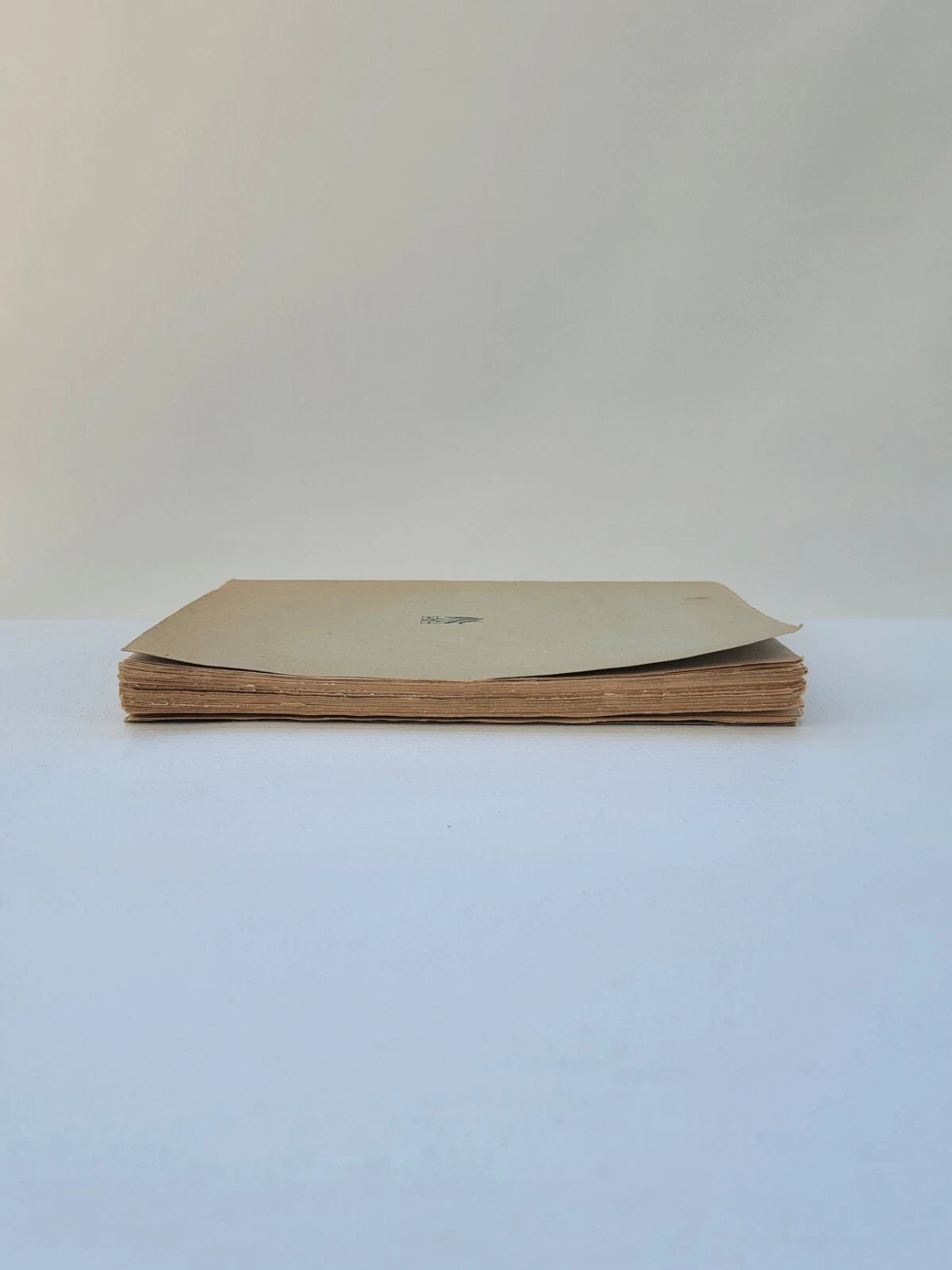 Ալեկոծ Քնար Poems by Artashes Hakobian